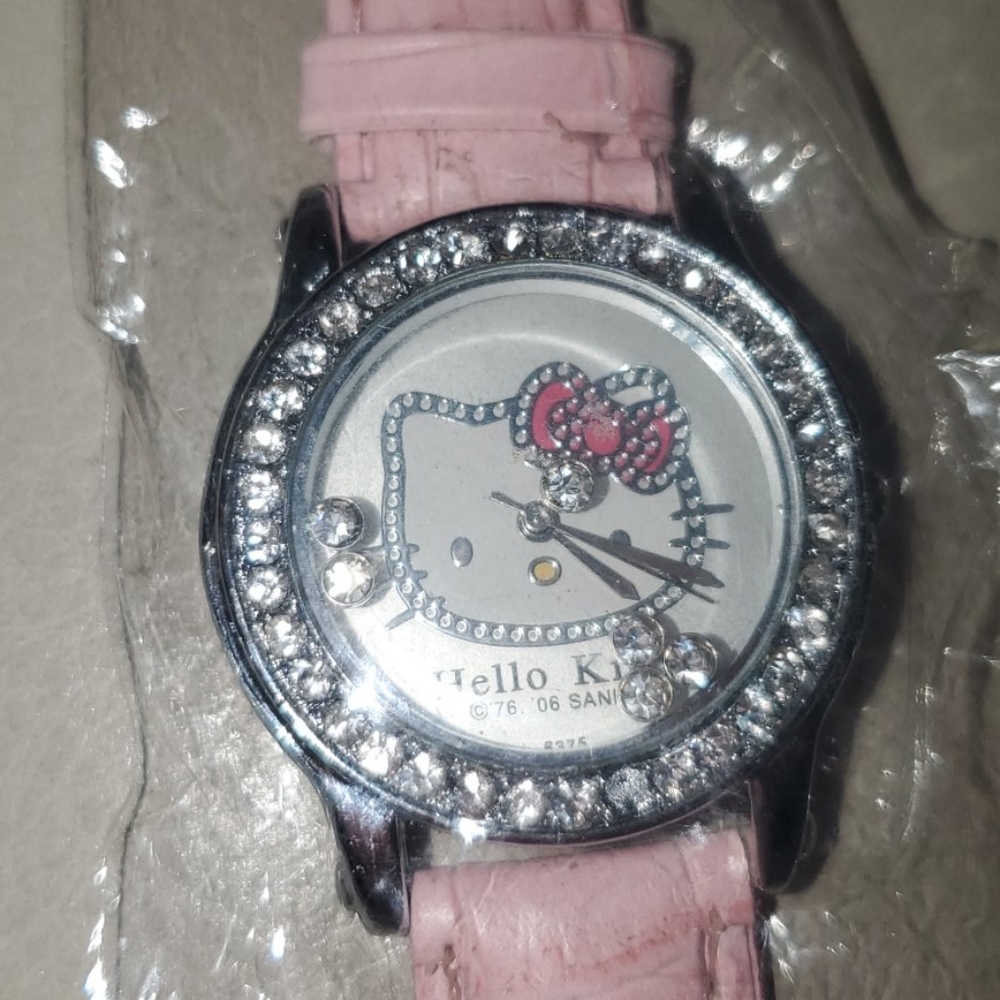 WATCH - Picture 2 of 14